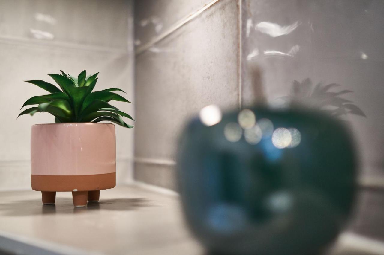F4 Design Apartment- Boedapest Buitenkant foto