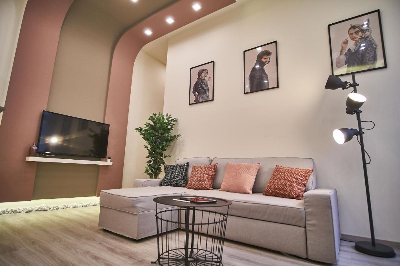 F4 Design Apartment- Boedapest Buitenkant foto